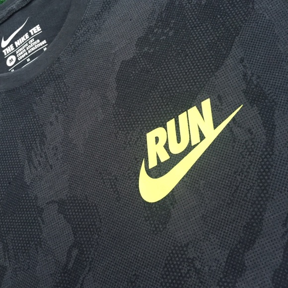 Men's Nike tee Dri fit stay cool - Picture 2 of 4